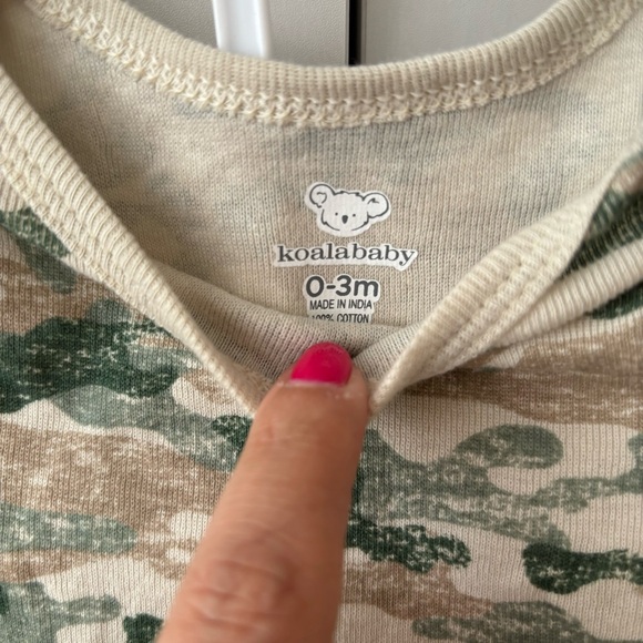 NWOT 2 Piece Baby Set - Picture 4 of 4